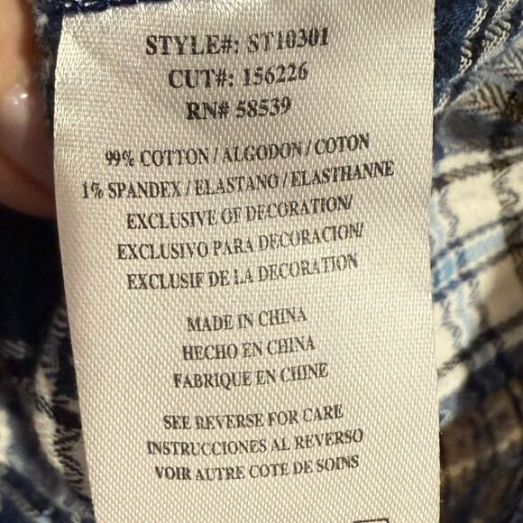 NWT KUT From the Kloth Blue and White Boylen Relaxed Snap Front Woven Top Small - Picture 10 of 10